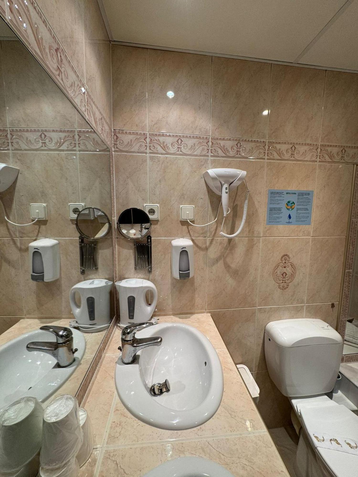 Panda Hotel